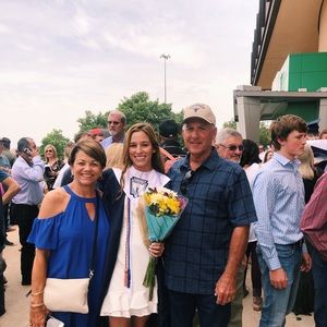 Meet your Posher, Sara